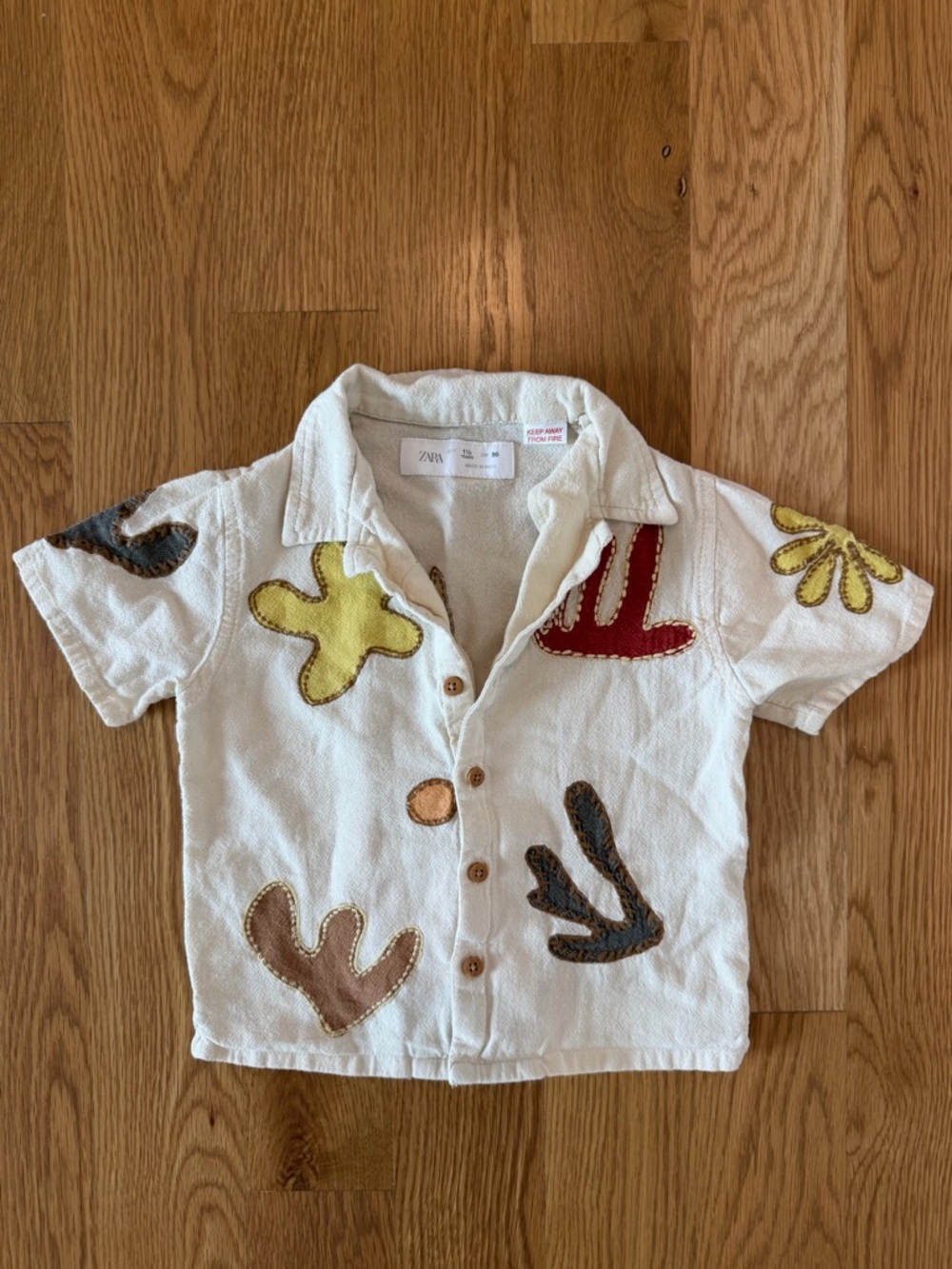 ZARA Short-Sleeve Button-Down Shirt with Embroidered Print